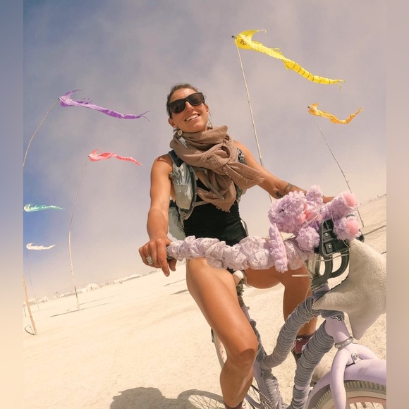 Meet your Posher, Jenna - Picture 1 of 1